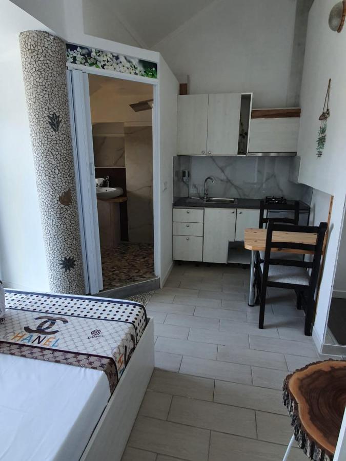 Vila Oliven Vlorë Buitenkant foto