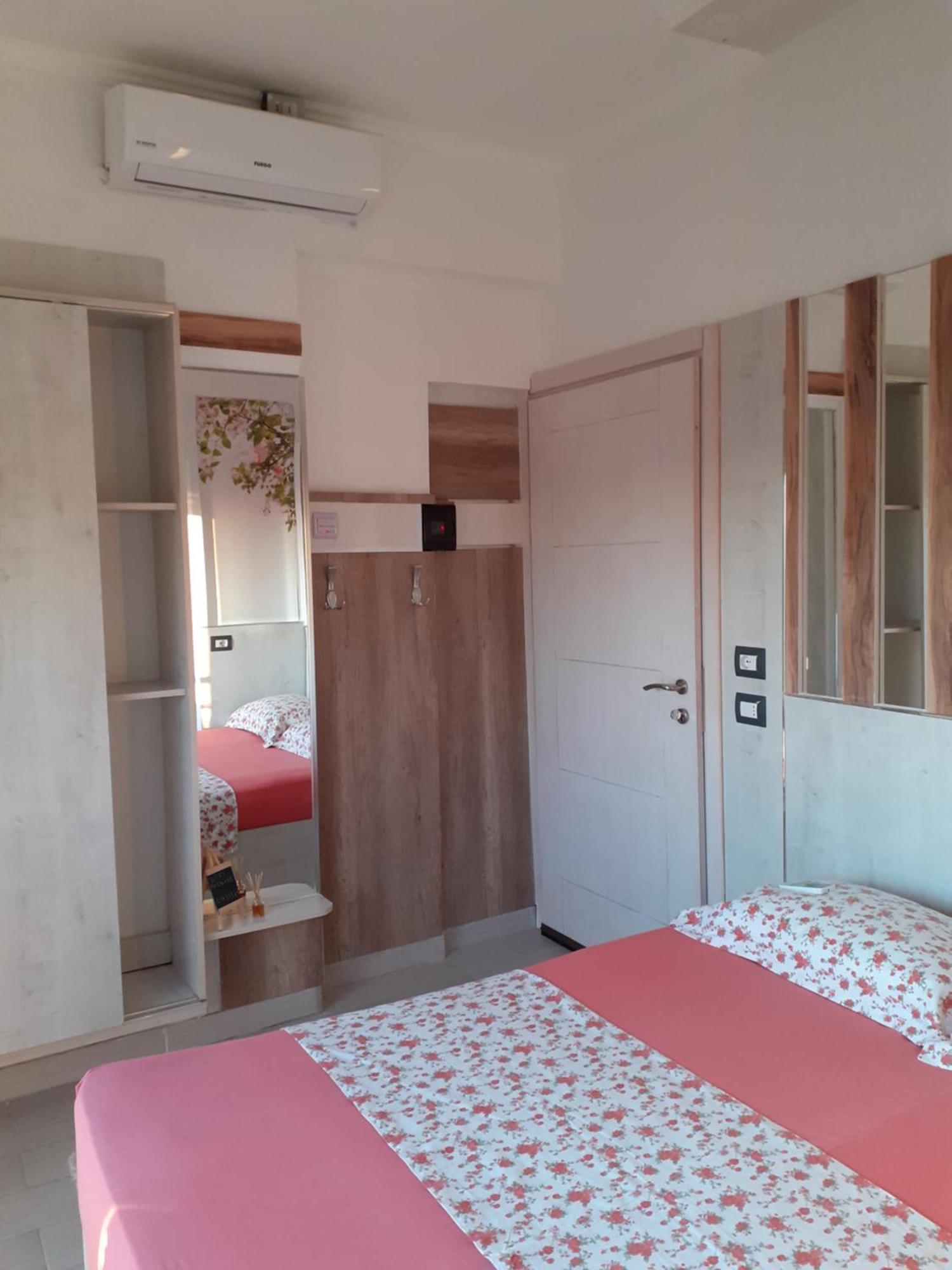 Vila Oliven Vlorë Buitenkant foto