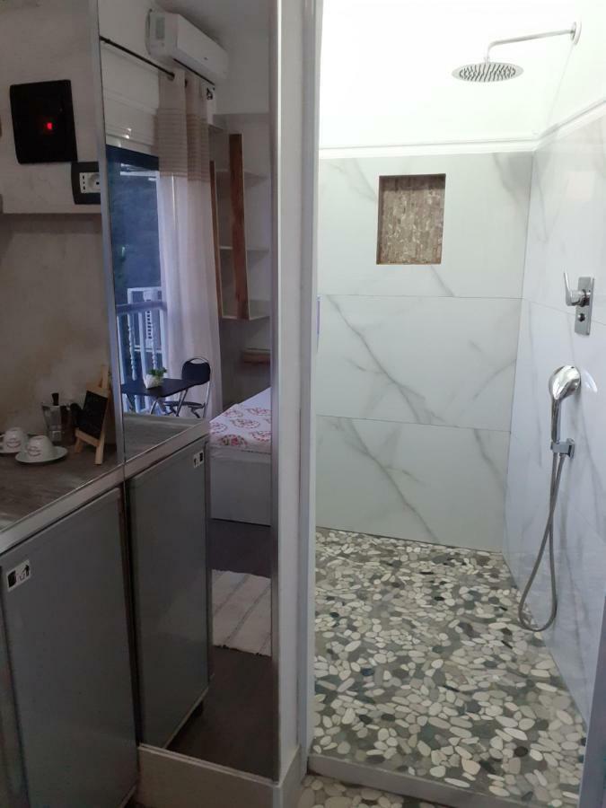 Vila Oliven Vlorë Buitenkant foto